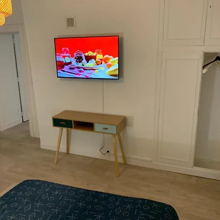 L Effet 70m2 Avec 2 Doubles Avec Parking 1 Voiture Gratuit, Netflix Disponible, Lits Faits A L Arrive Serviettes De Toilettes Fournies *