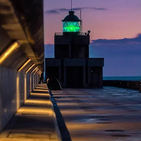 L Effet 70m2 Avec 2 Doubles Avec Parking 1 Voiture Gratuit, Netflix Disponible, Lits Faits A L Arrive Serviettes De Toilettes Fournies Apartment *