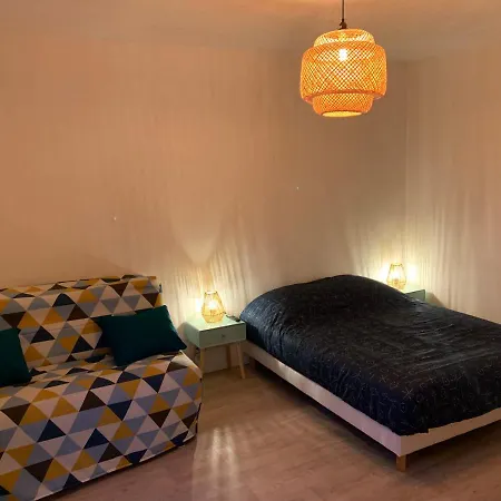 L Effet 70m2 Avec 2 Doubles Avec Parking 1 Voiture Gratuit, Netflix Disponible, Lits Faits A L Arrive Serviettes De Toilettes Fournies * דייפ